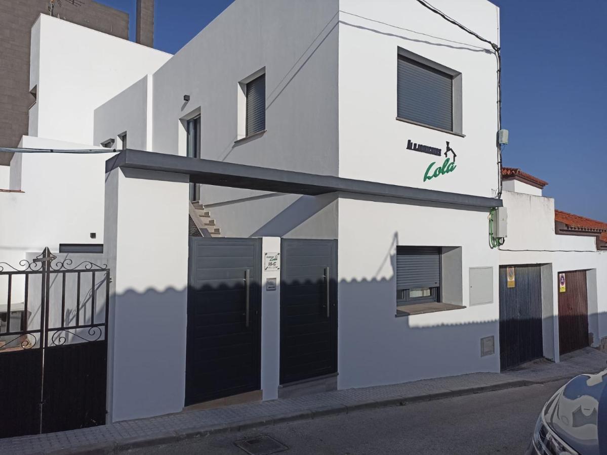 Alojamientos Lola, Suite Con Jacuzzi 贝纳鲁普·卡萨斯·别哈斯 外观 照片